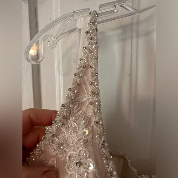 Blush colored wedding dress - Picture 1 of 6